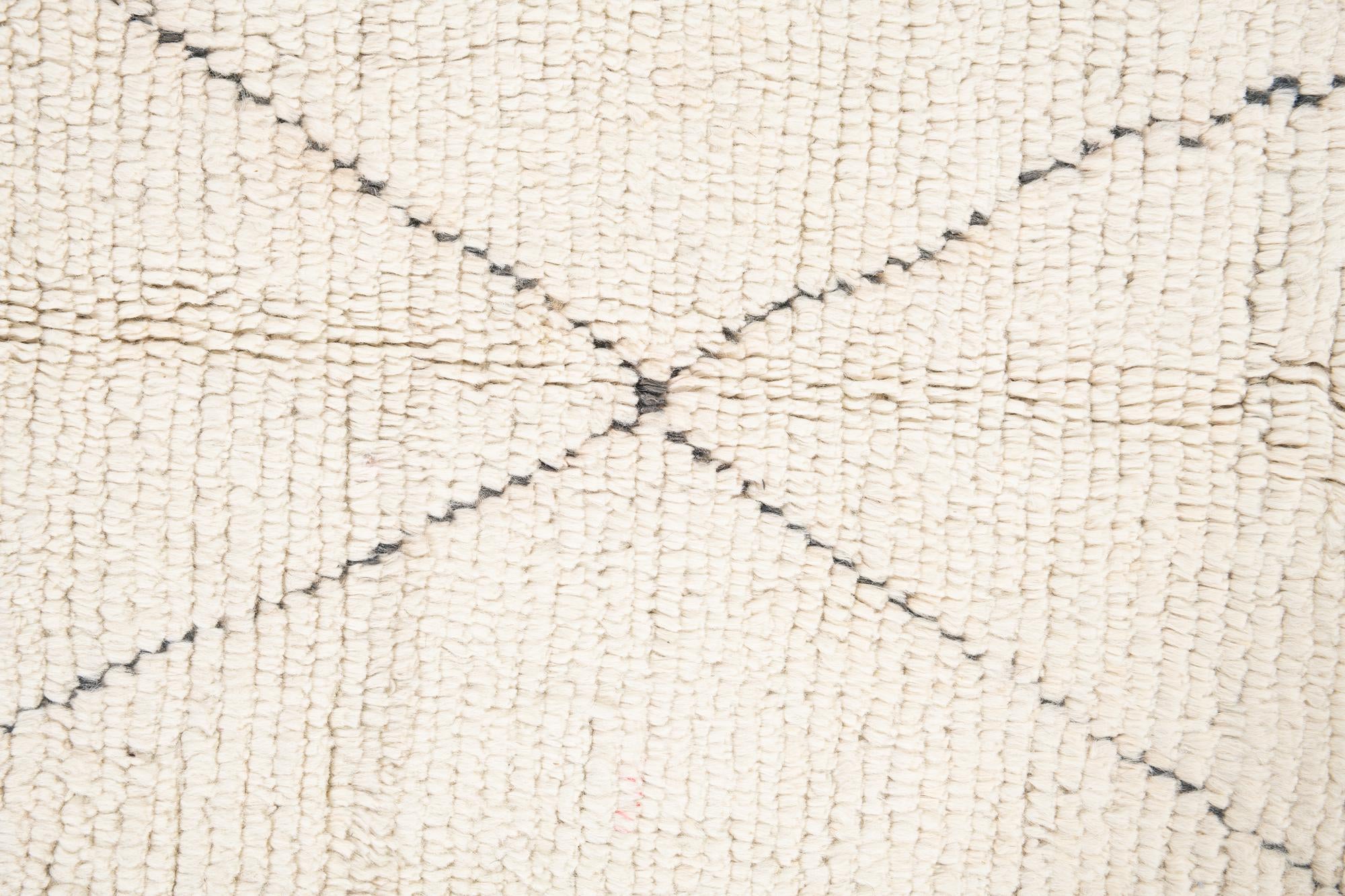 6' 10 x 8' 8 Hand Knotted Moroccan Wool Rug