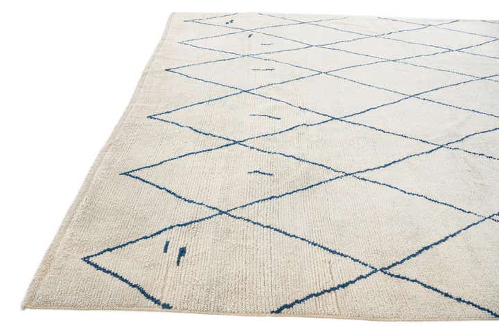 9' 5 x 11' 7 Hand Knotted Moroccan Wool Rug