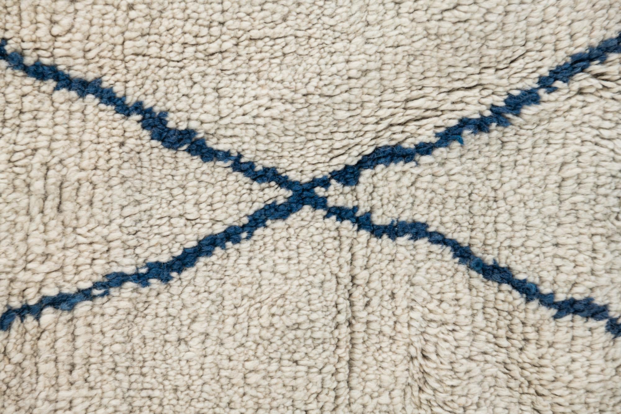 9' 5 x 11' 7 Hand Knotted Moroccan Wool Rug