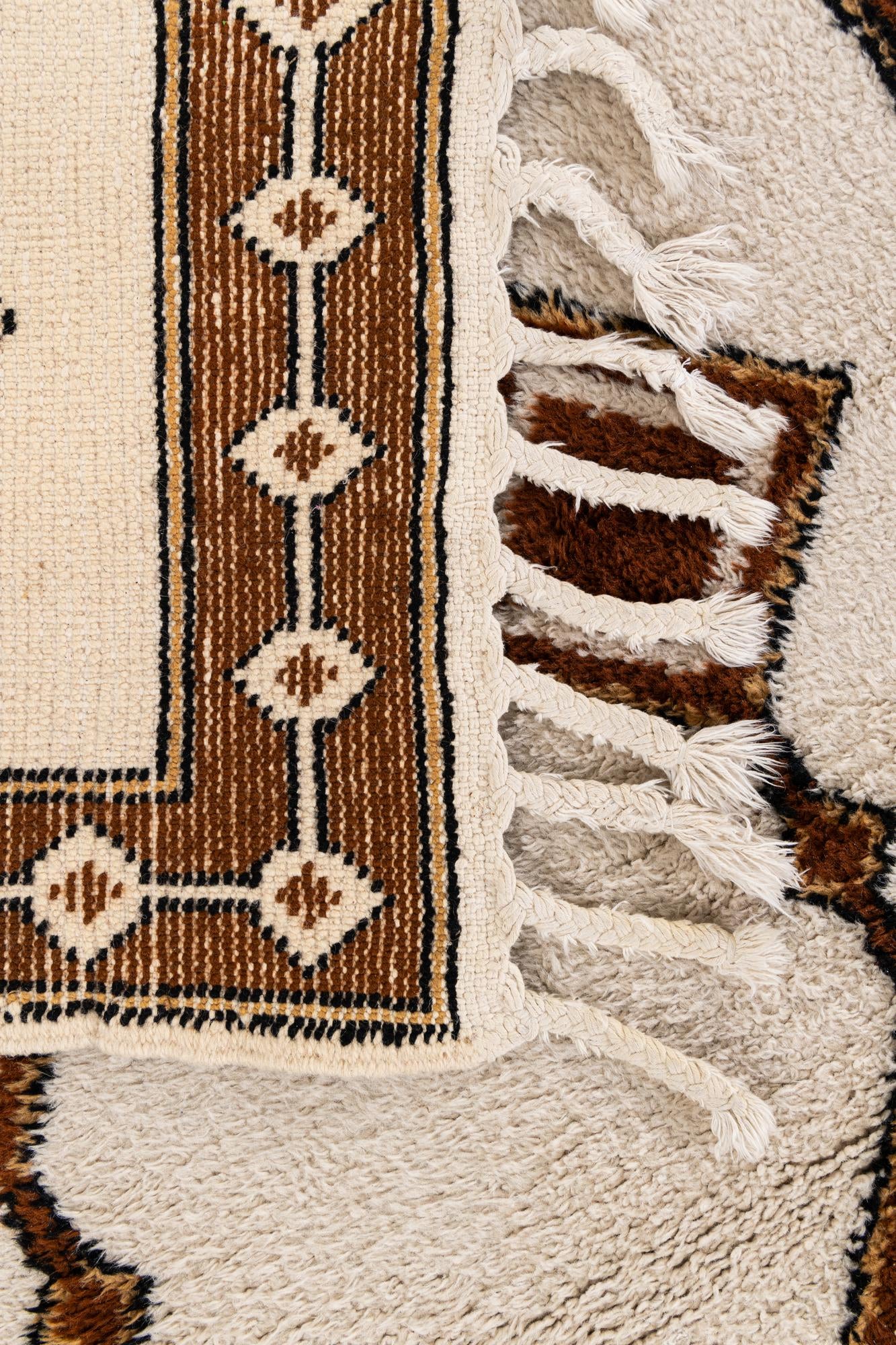 4' x 6' Hand Knotted Moroccan Wool Rug