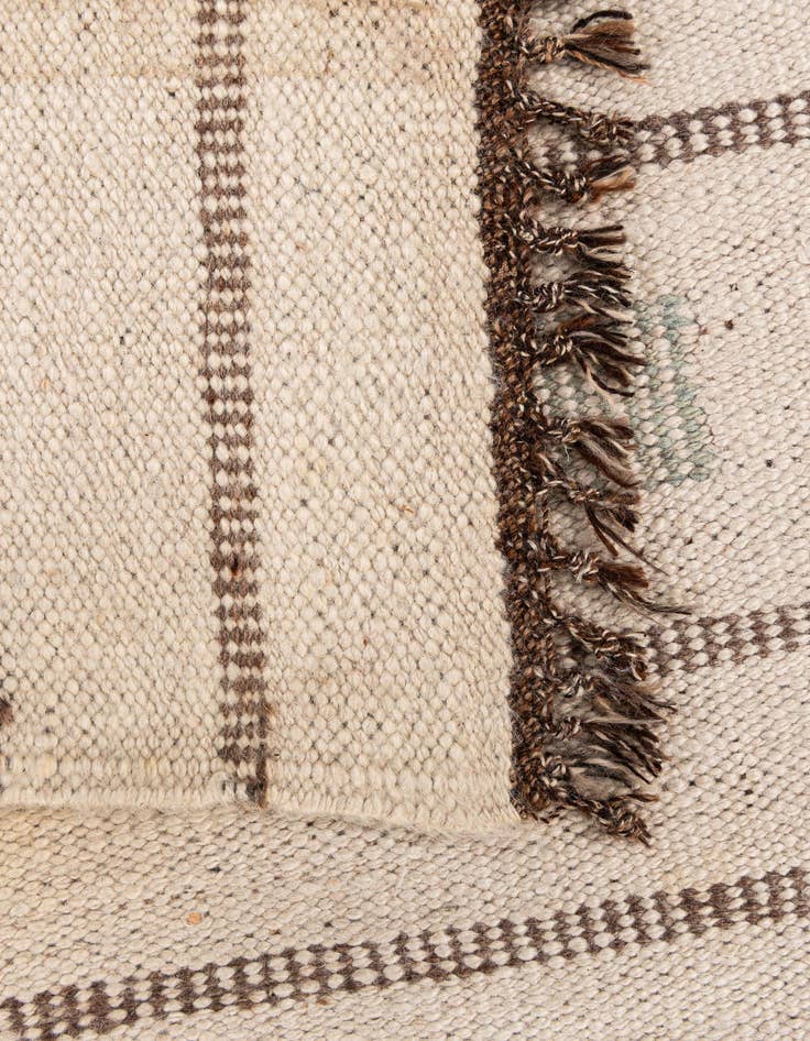 Detail image of 6' 7 x 9' 8 Hand Knotted Moroccan Oriental Wool Rug