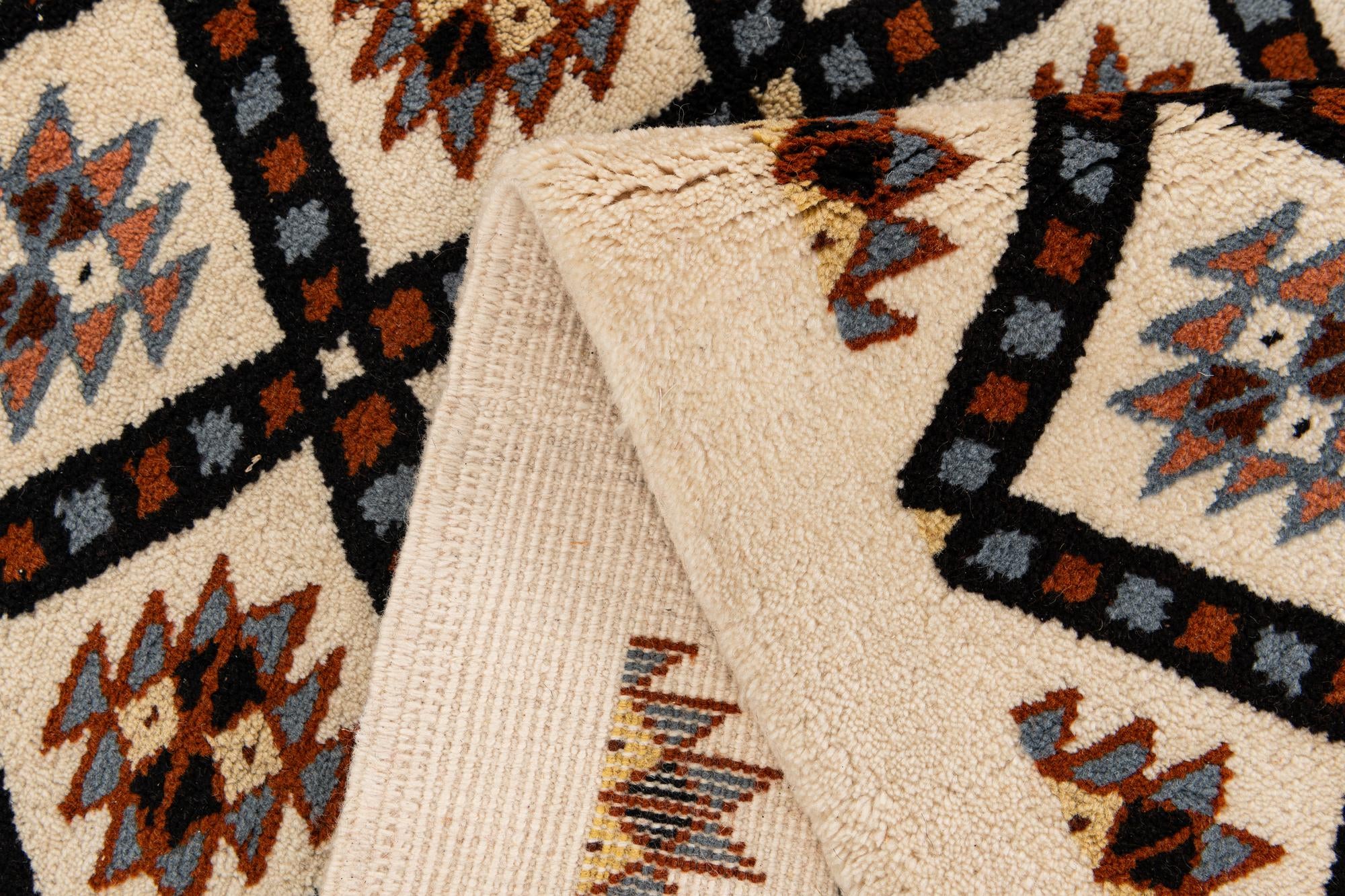 4' 11 x 7' 7 Hand Knotted Moroccan Wool Rug