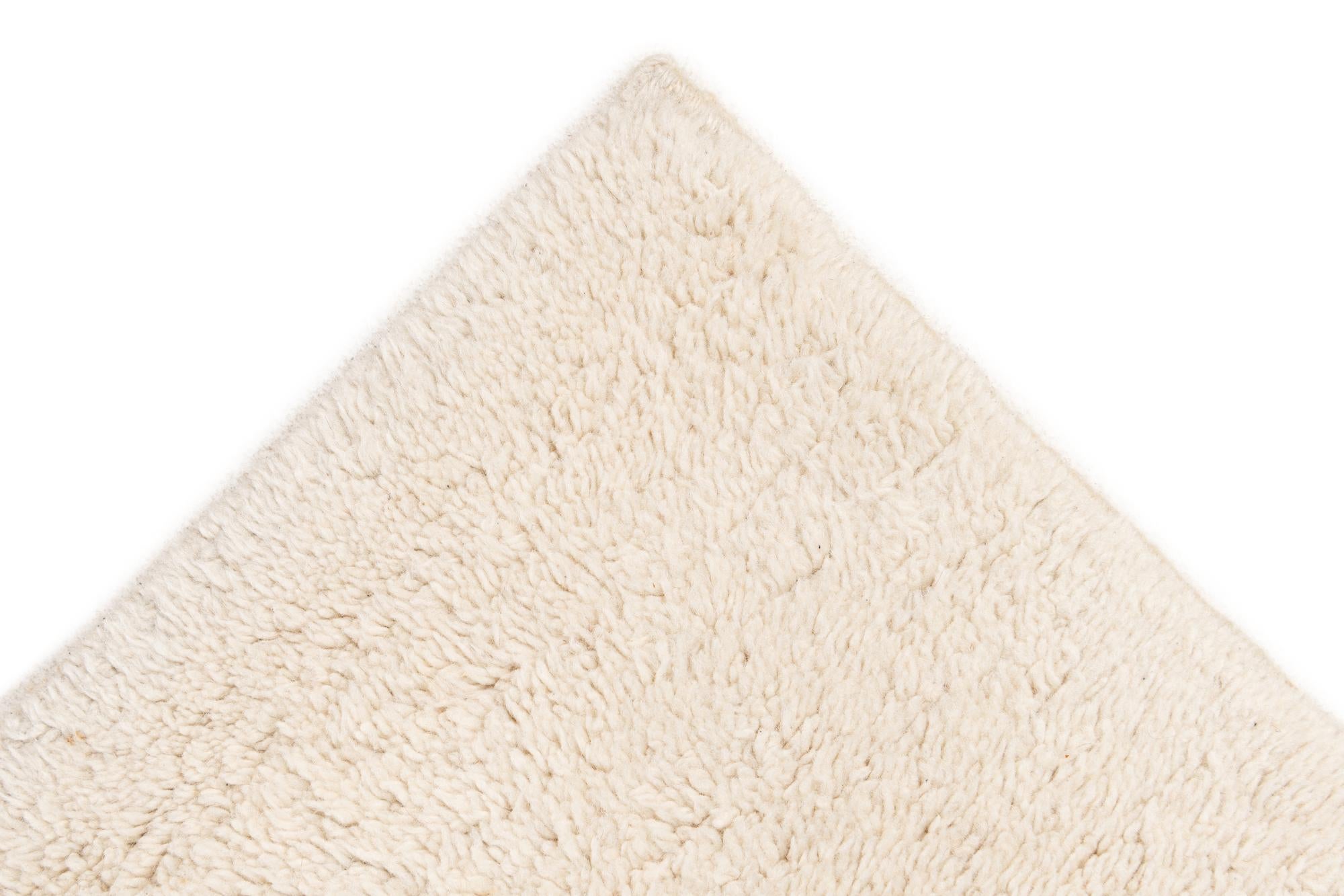 6' 6 x 9' 6 Hand Knotted Moroccan Wool Rug