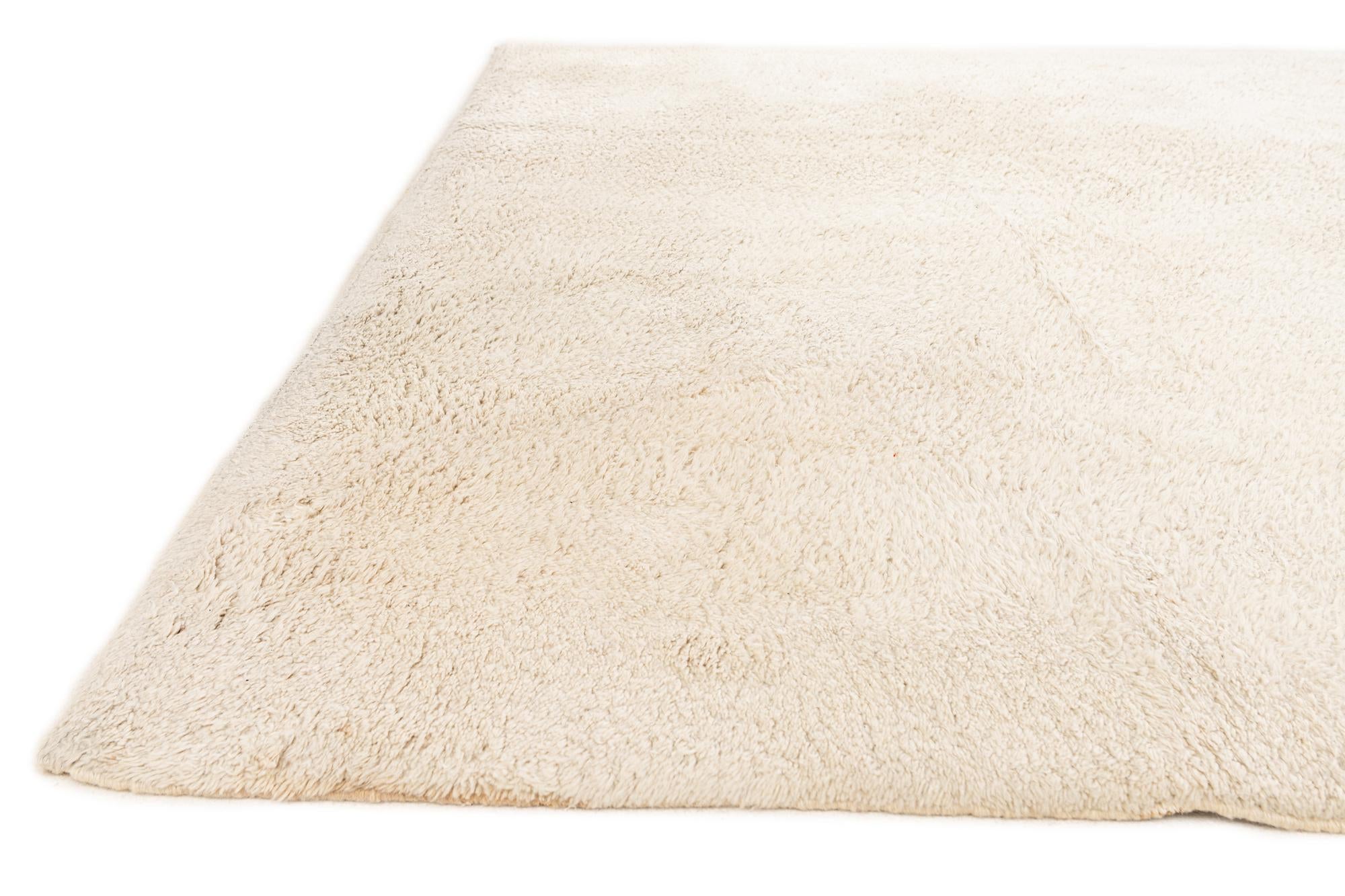 6' 6 x 9' 6 Hand Knotted Moroccan Wool Rug