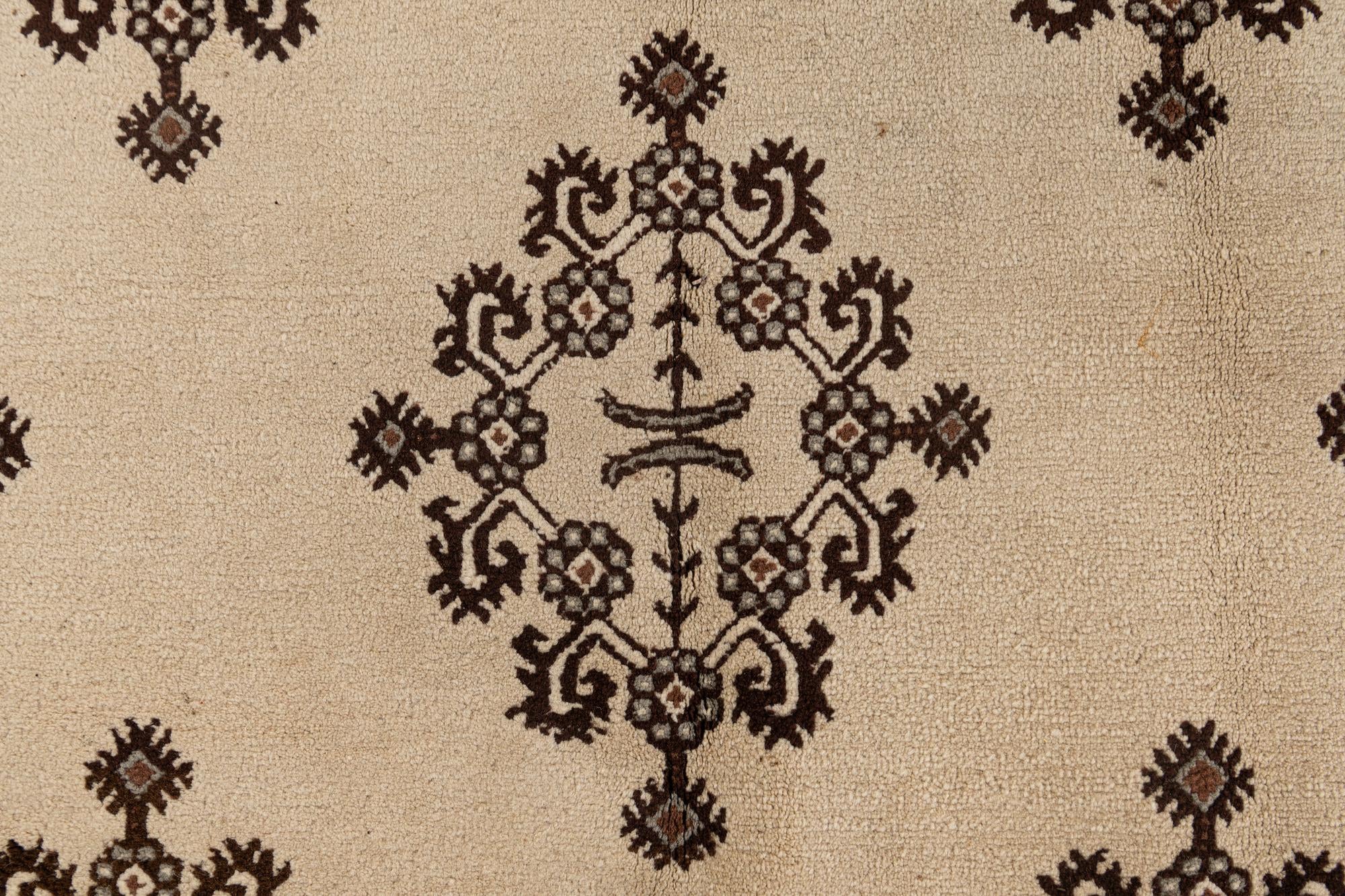 6' 6 x 9' 6 Hand Knotted Moroccan Wool Rug