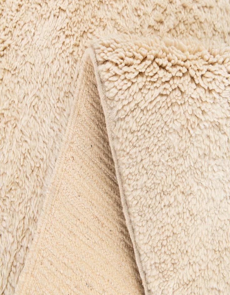 Detail image of 2' 9 x 4' 6  Hand Knotted Moroccan Wool Rug