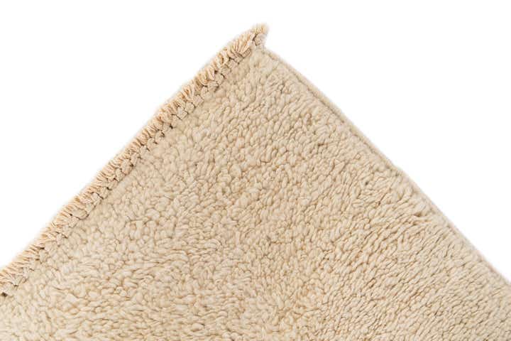 2' 9 x 4' 6 Hand Knotted Moroccan Wool Rug