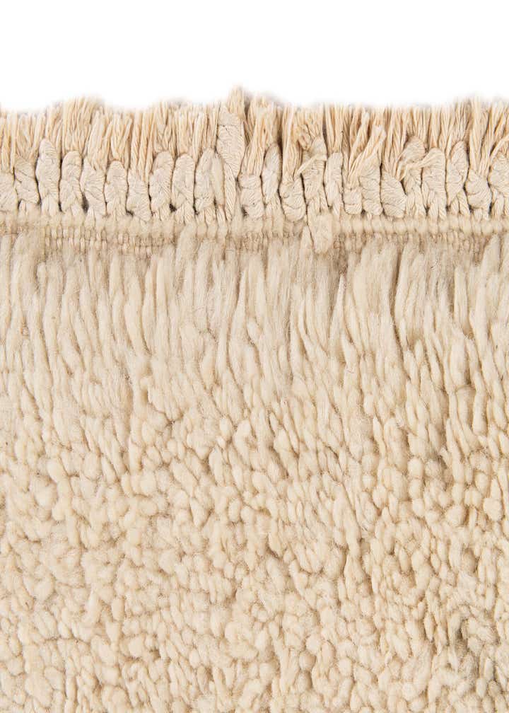 2' 9 x 4' 6 Hand Knotted Moroccan Wool Rug