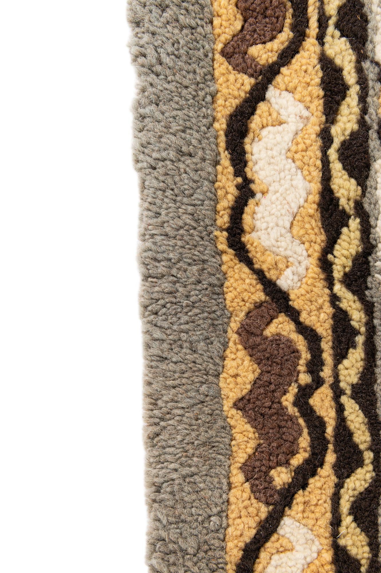 5' x 8' 9 Hand Knotted Moroccan Wool Rug