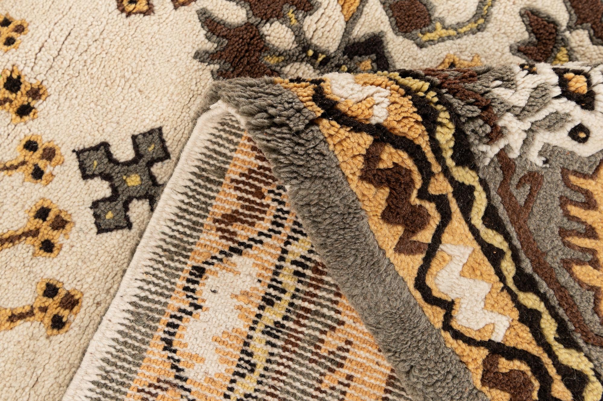 5' x 8' 9 Hand Knotted Moroccan Wool Rug