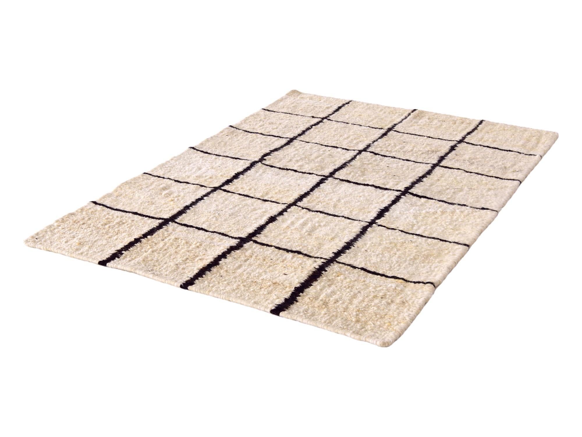 4' 1 x 5' 11 Hand Knotted Moroccan Wool Rug