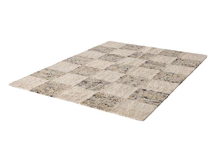 5' 1 x 6' 10 Hand Knotted Moroccan Wool Rug