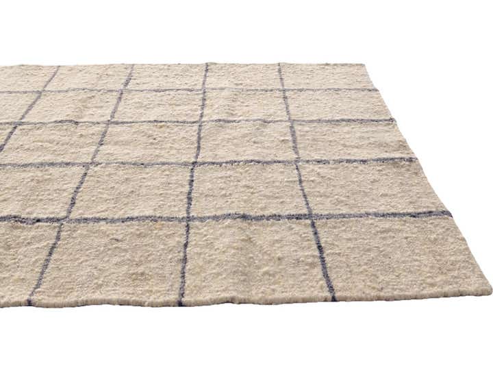 5' 1 x 6' 10 Hand Knotted Moroccan Wool Rug
