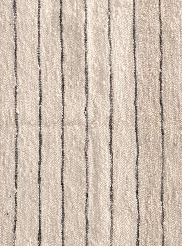 5' 1 x 6' 7 Hand Knotted Moroccan Wool Rug