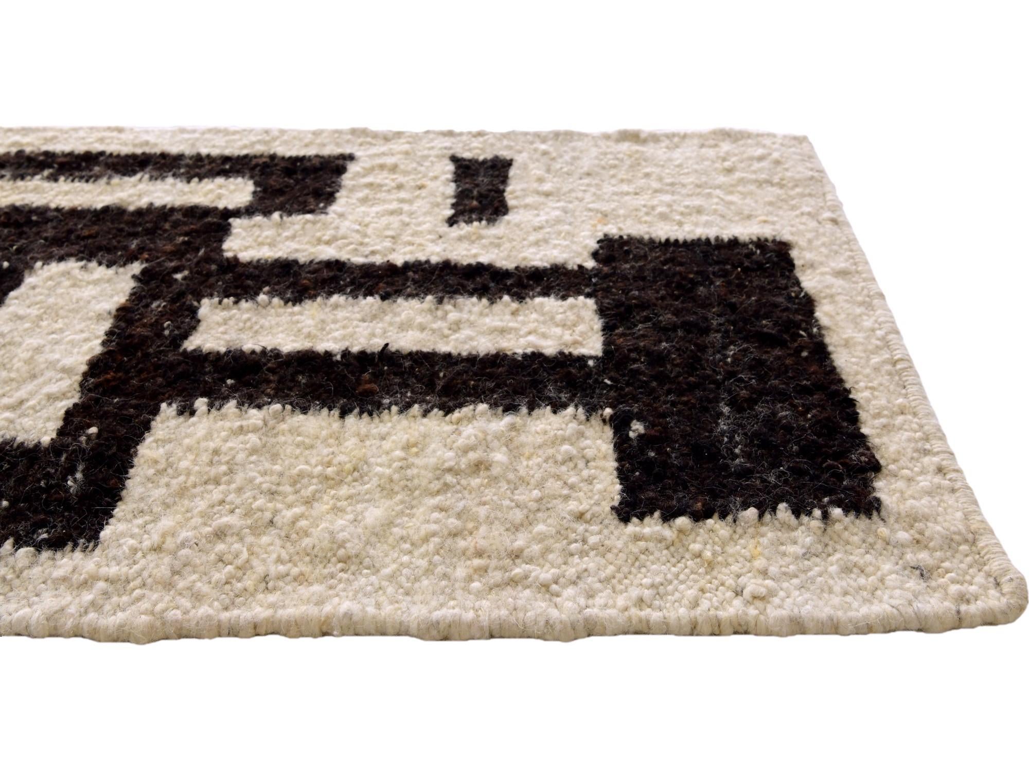 2' 1 x 2' 11 Hand Knotted Moroccan Wool Rug