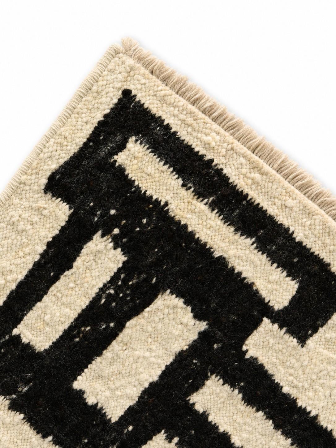 2' 1 x 2' 11 Hand Knotted Moroccan Wool Rug