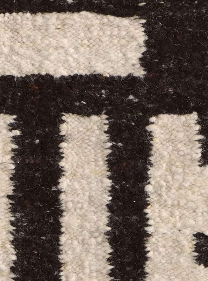 2' 1 x 2' 11 Hand Knotted Moroccan Wool Rug