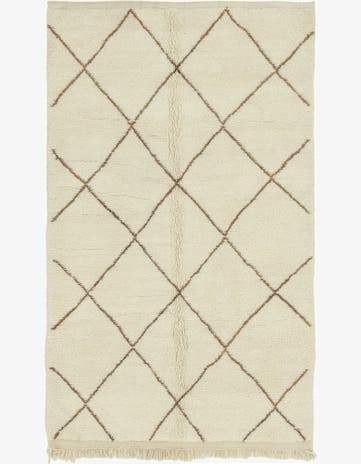 4' 9 x 8' 3 Hand Knotted Moroccan Wool Rug