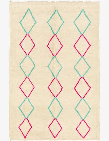 5' 6 x 8' Hand Knotted Moroccan Wool Rug