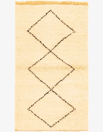 2' 9 x 4' 8 Hand Knotted Moroccan Wool Rug