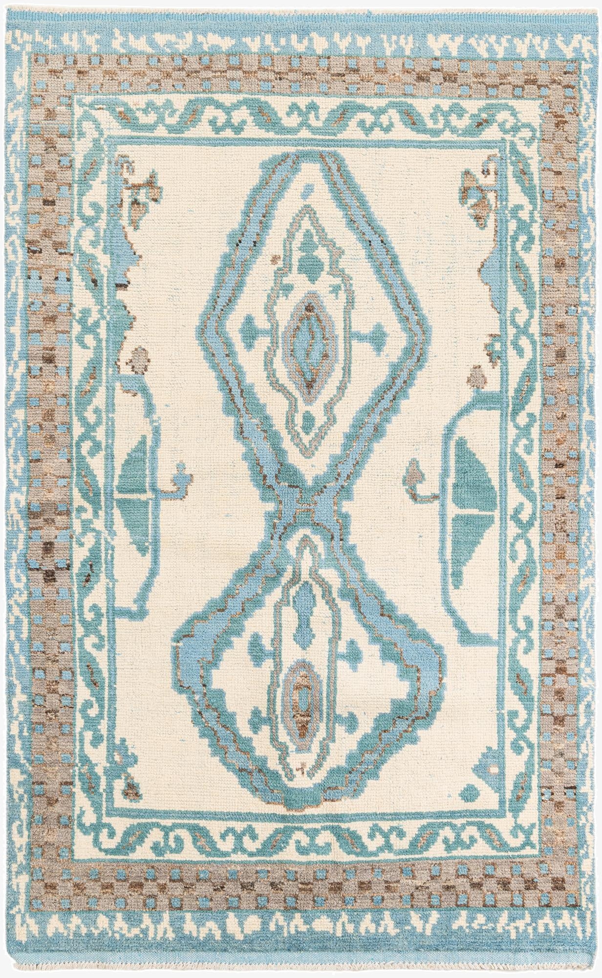 5' 5 x 9'  Hand Knotted Moroccan Wool Rug