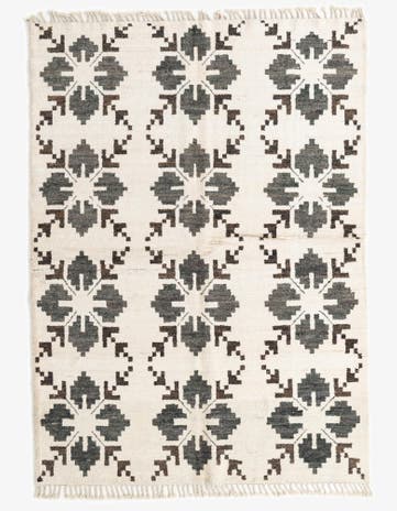 5' 9 x 8' Hand Knotted Moroccan Wool Rug