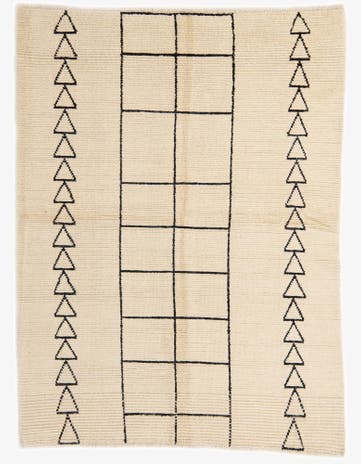 5' 7 x 7' 6 Hand Knotted Moroccan Wool Rug