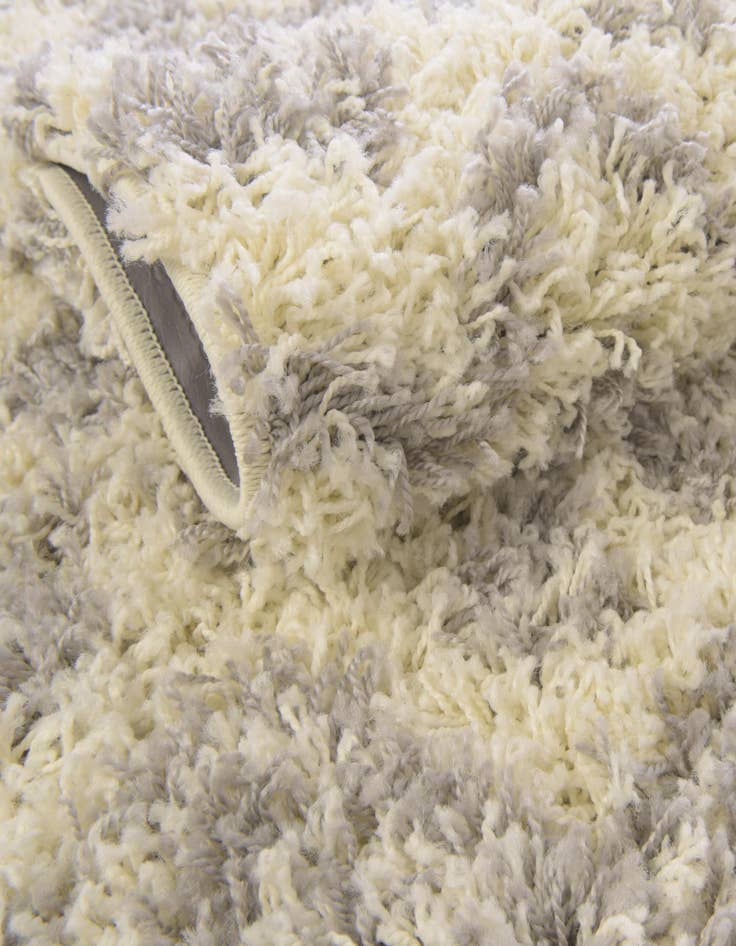 Detail image of 10' 8 x 14' Moroccan Trellis Shag Rug