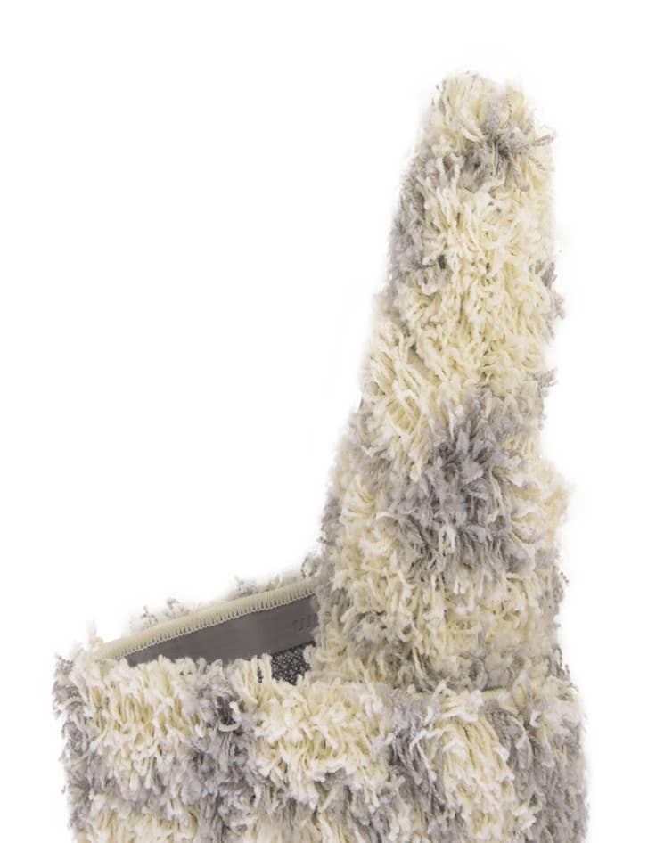 Detail image of 10' 8 x 14' Moroccan Trellis Shag Rug