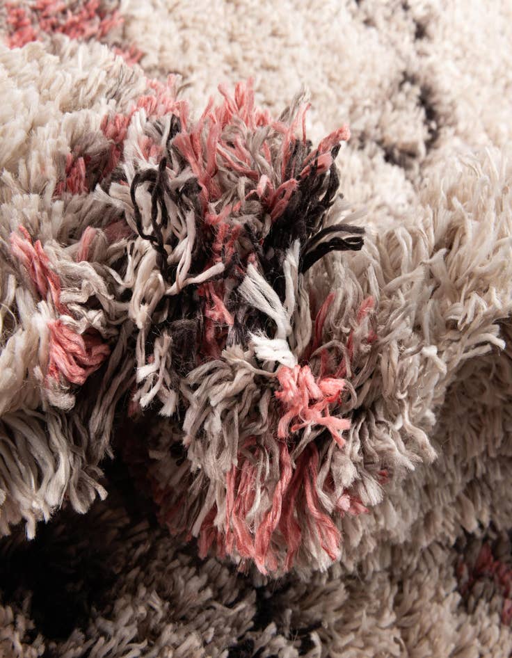 Detail image of 5' x 7' Morocco Rug