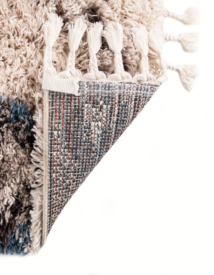 Detail image of 5' x 7' Morocco Rug