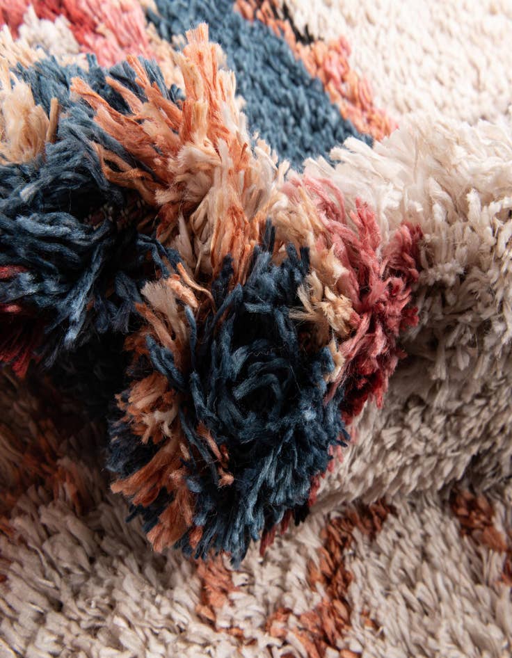 Detail image of 5' x 7' Morocco Rug