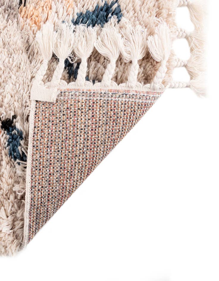 Detail image of 5' x 7' Morocco Rug