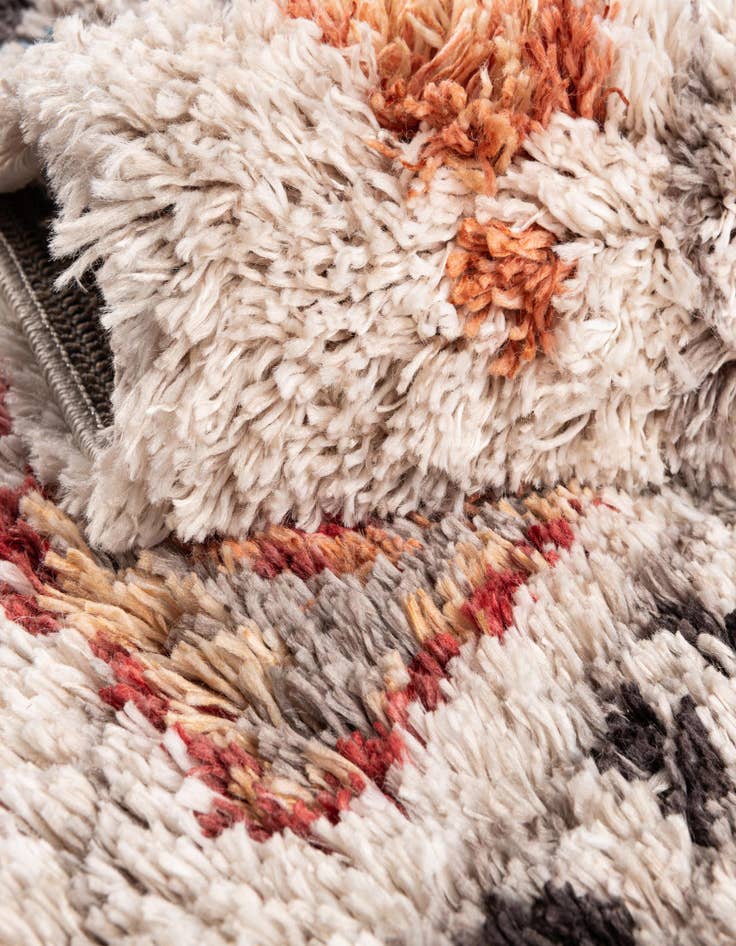 Detail image of 5' x 7' Morocco Rug