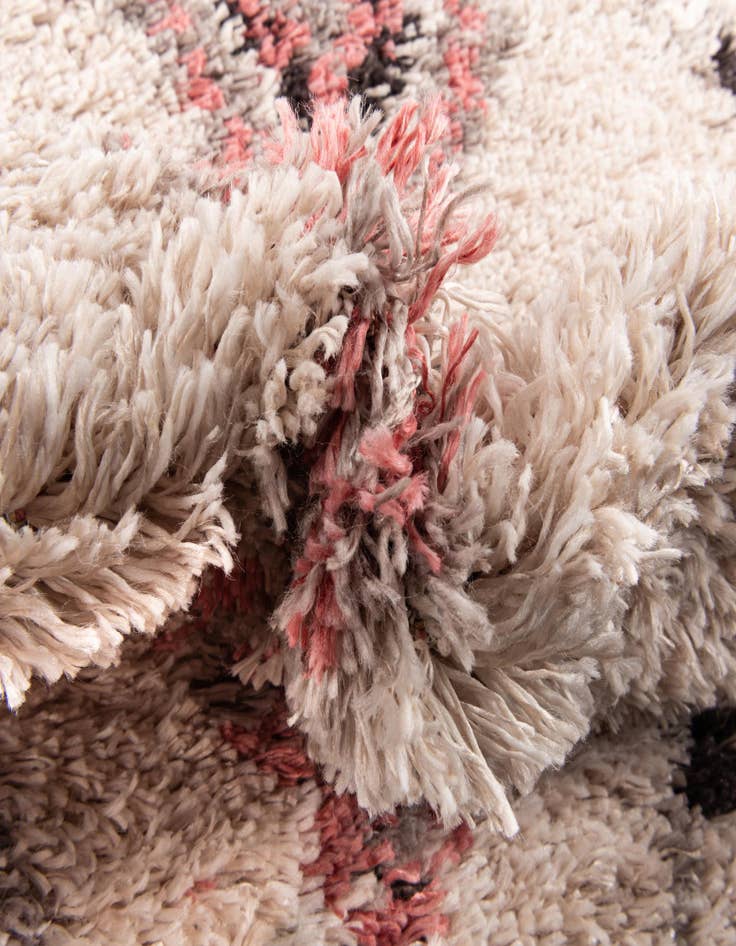 Detail image of 5' x 7' Morocco Rug