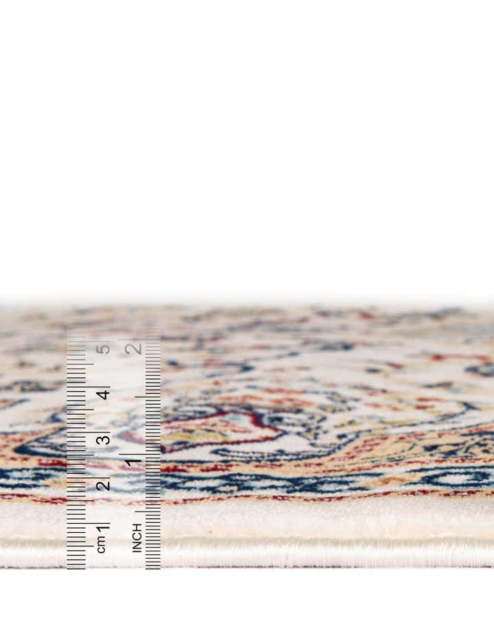 5' x 8' Nain Design Rug