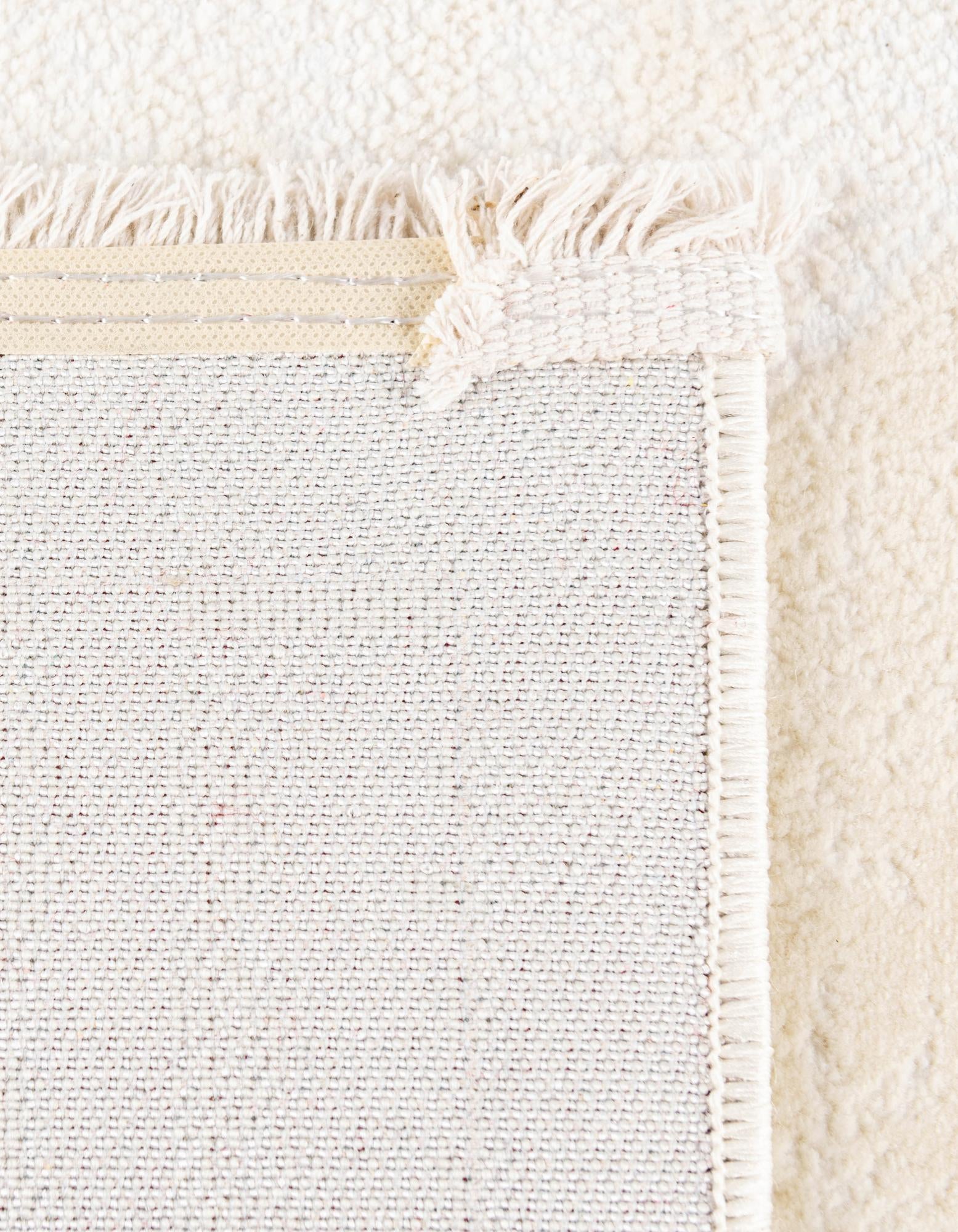 7' 10 x 10' Nain Design Rug