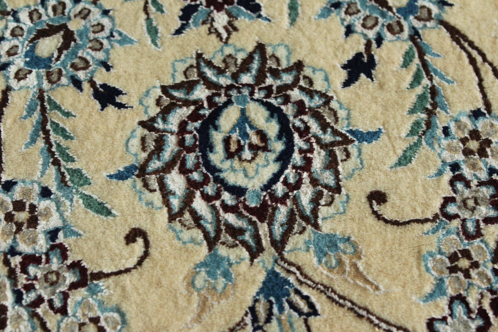 12' 9 x 15' 11 Hand Knotted Nain Persian Rug
