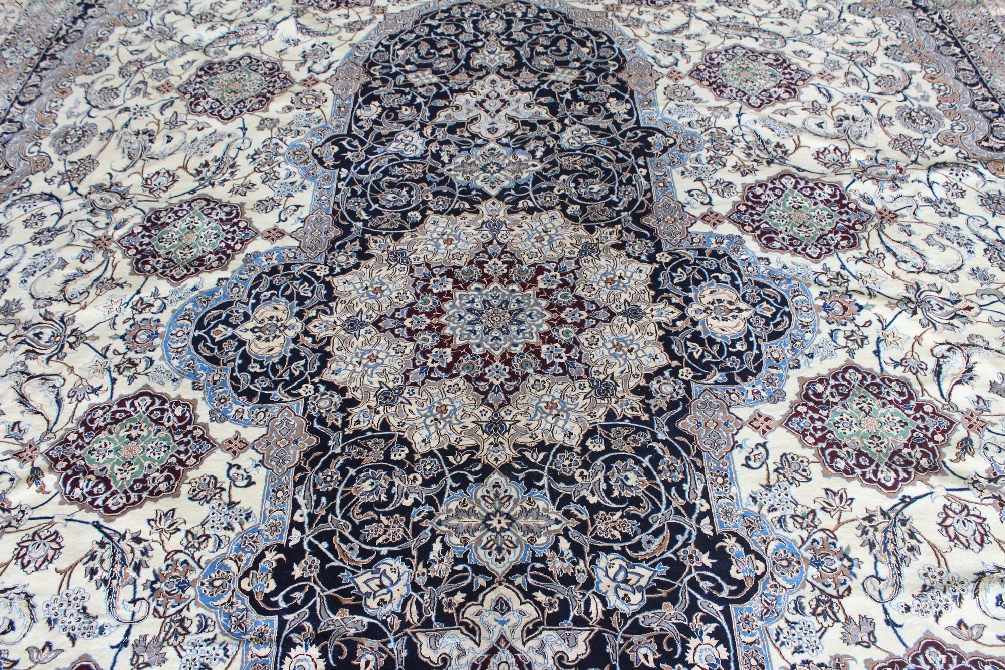 11' 6 x 16' 2 Hand Knotted Nain Persian Rug