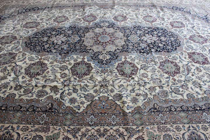 11' 6 x 16' 2 Hand Knotted Nain Persian Rug