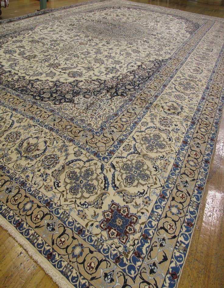 Detail image of 25' 4 x 39' 2 Hand Knotted Nain Persian Rug