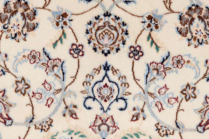3' 3 x 5' 1 Hand Knotted Nain Persian Rug