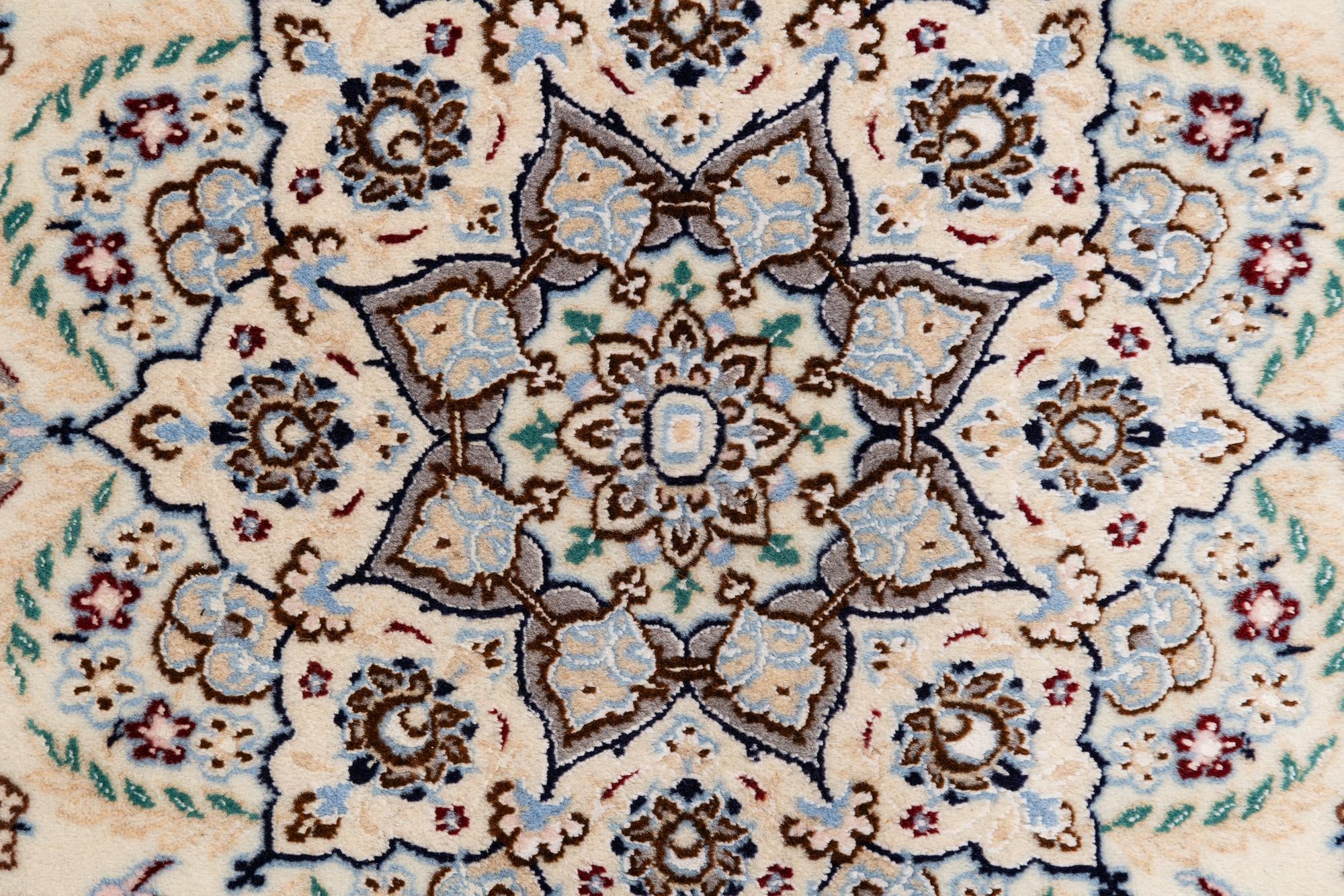3' 3 x 5' 1 Hand Knotted Nain Persian Rug