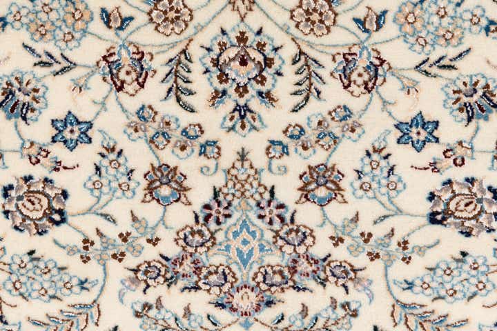 3' 5 x 5' Hand Knotted Nain Persian Rug