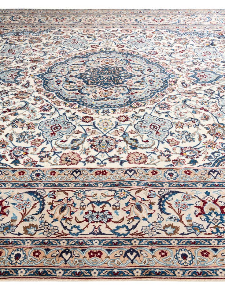 Detail image of 9' 8 x 13' 1 Hand Knotted Nain Persian Rug
