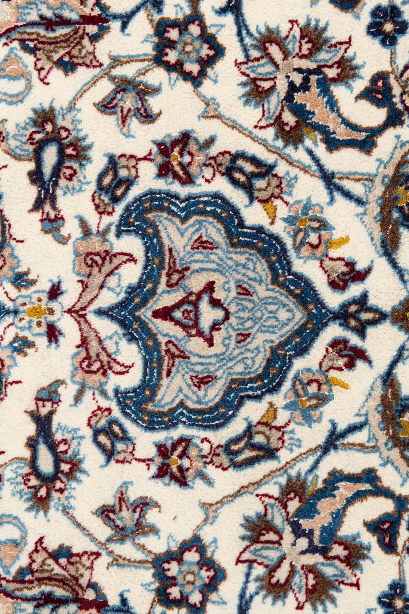 9' 8 x 13' 1 Hand Knotted Nain Persian Rug