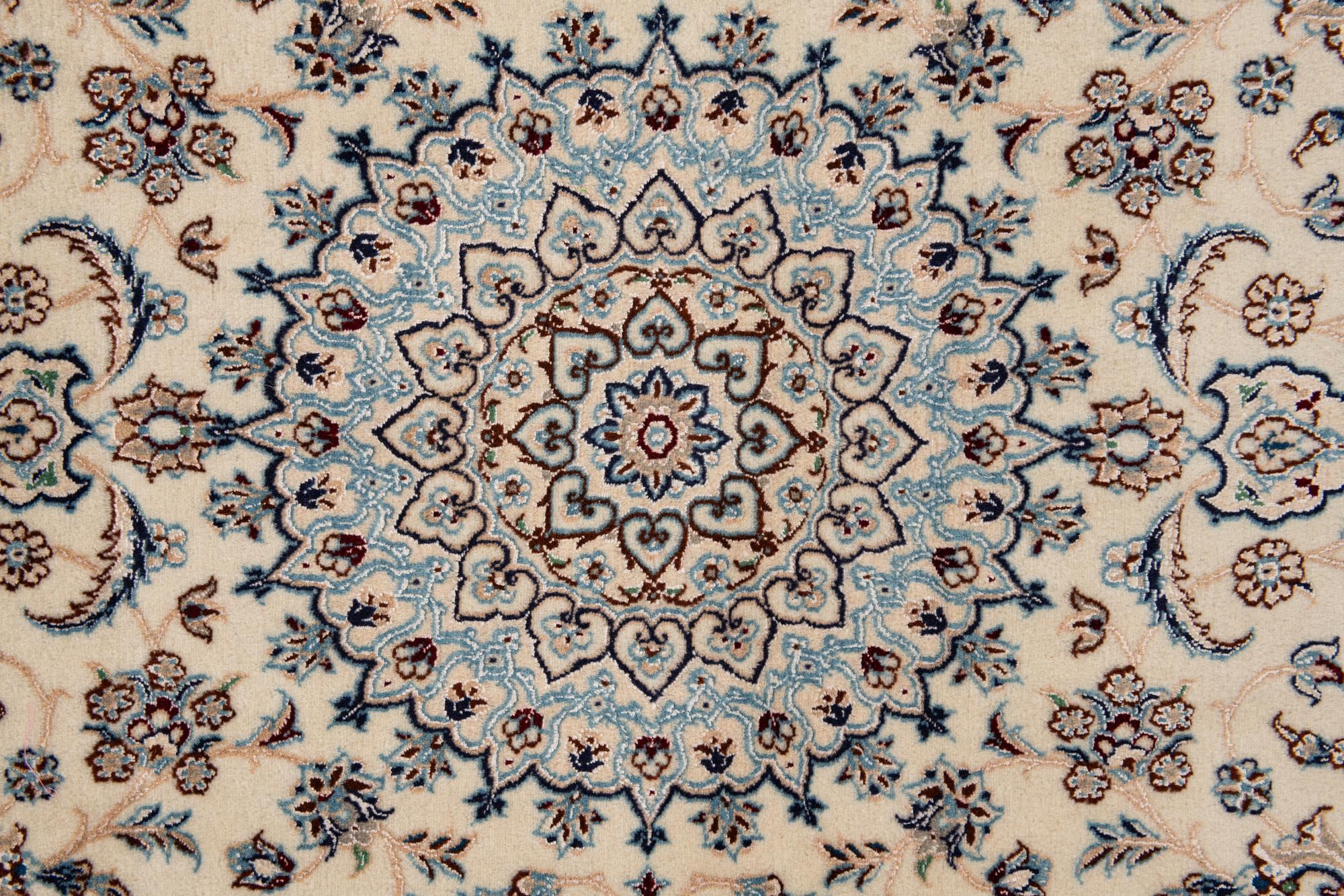 3' 4 x 5' 3 Hand Knotted Nain Persian Rug