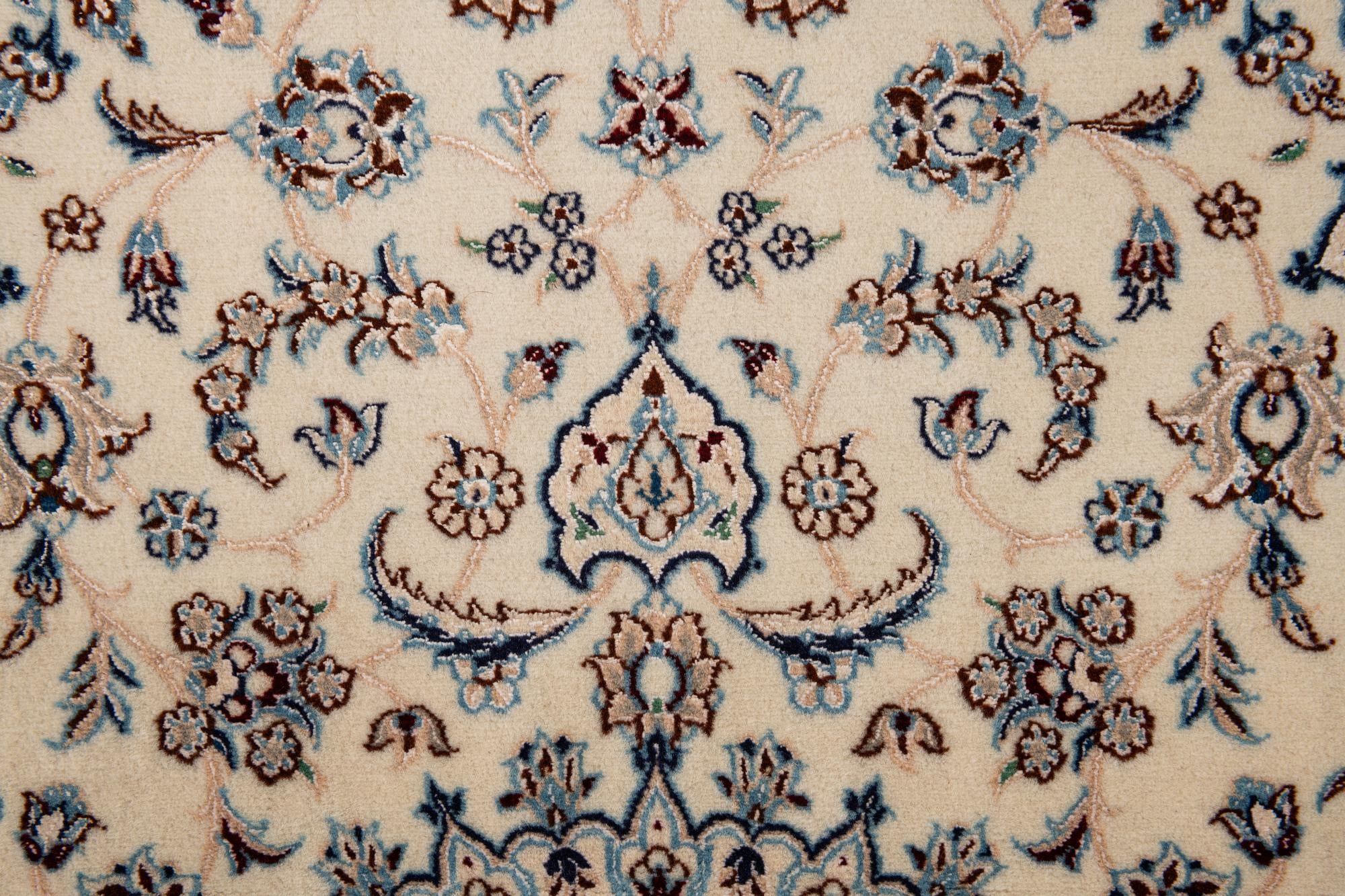 3' 4 x 5' 3 Hand Knotted Nain Persian Rug