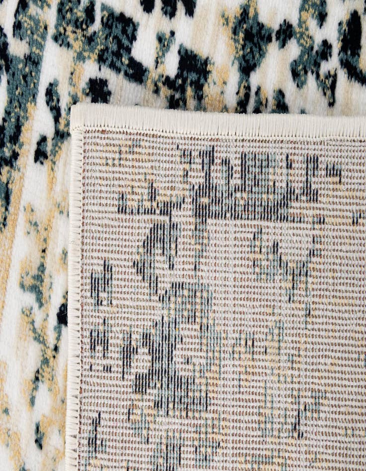 Detail image of 2' 2 x 2' 7 Nain Rug