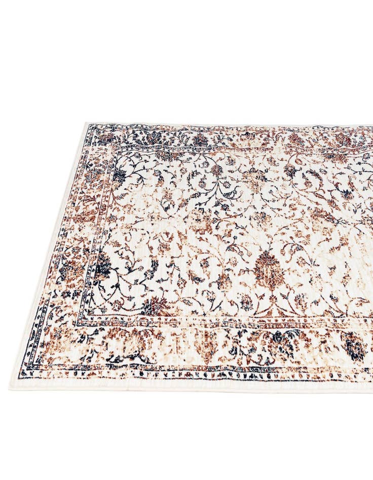 Detail image of 5' 3 x 7' 8 Nain Rug